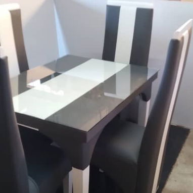 Excelente  juego d comedor  Tapizados - Img 117083044
