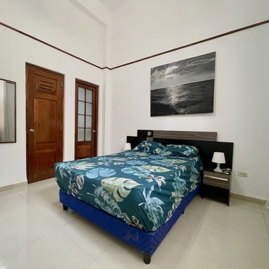 Excelente apartamento en Centro Habana cerca del Hospital Hermanos Almejeiras - Img 120647667