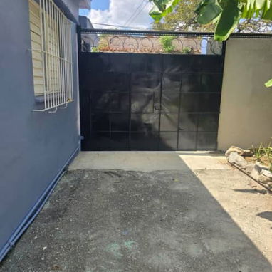 Venta de Casa en el Cerro - 4/10