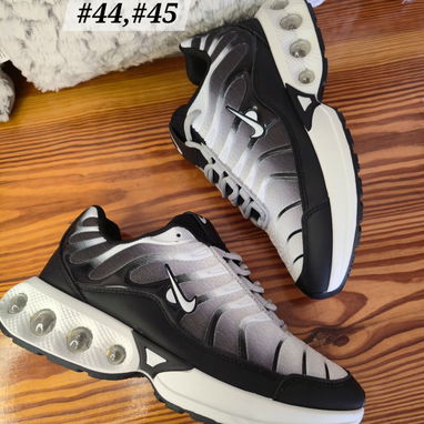 Tenis Nike Air Max Plus varios colores (tienda de calzado, tenis, Zapatillas, Botas, zapatos) - Img 115497852