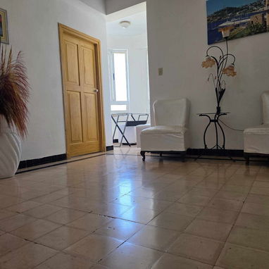 VEDADO EN EL MALECÓN HABANERO APARTAMENTO DE UN CUARTO CON VISTA AL MAR - Img 114603943
