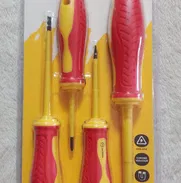VENDO SET DE DESTORNILLADORES AISLADOS PARA ELECTRICISTAS (1,000 VOLTIOS). $25 USD. (+53)52990828. - Img 48876668
