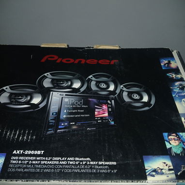 Reproductora Pioneer tactil con cuatro bocinas Pioneer, todo en su caja, interesados llamar o escribir al 5 3380315 Prec - Img 122830153