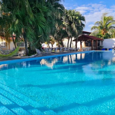 [Confort Rentals] Pasadía de Lujo en Santa Fe – Piscina y Acceso al Mar - Img 117159215