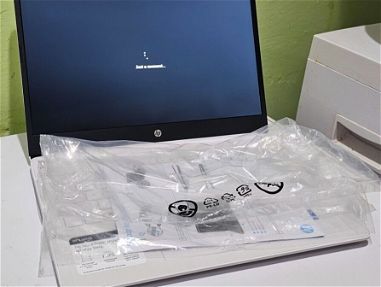 Laptop HP nueva con 30 días de garantía - Img 66980426