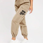 Pantalon de mujer, talla S - Img 51144191