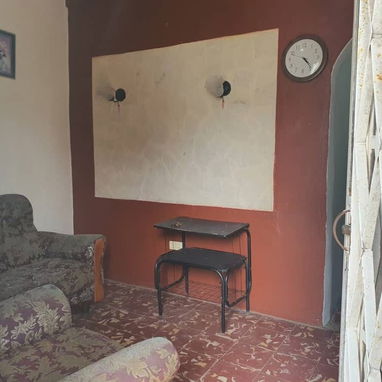 Venta apat 1 cuarto bajos frente calle Playa 15mil 53582376 - 8/9