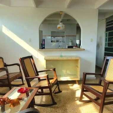 ¡Apartamento listo para vivir, en zona privilegiada y estable! ⚡📶 Se vende o renta en e - Img 114428146