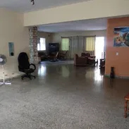 🌎CASA CAPITALISTA LINEAL EN MIRAMAR CERCA DE LA COPA DE 3RA Y 42(475k) - Img 54685615