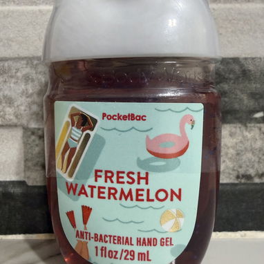 GEL ANTIBACTERIAL BATH & BODY - 7/10