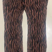 Rebaja 10% por el Día de las Madres!! Pantalones de mujer a 3500 y a 1500 cup, licras y pescadores a 2500 cup - Img 54933182