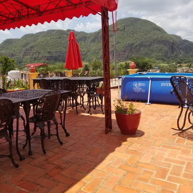 Alquiler de casa en Viñales para grupos grandes. Renta de casa en Viñales, Pinar del Río - Img 125490018