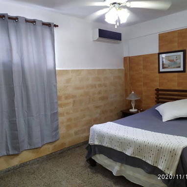 Renta de apartamento en vedado 2 cuartos - Img 119464834
