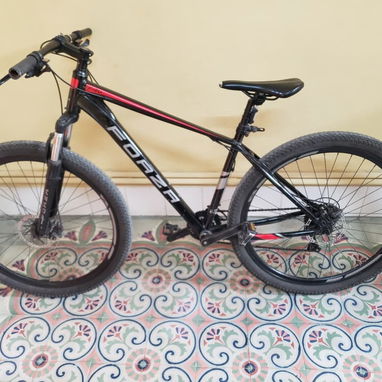 Bicicleta Medida 29 de 8 Velocidades de uso pero en buen funcionamiento en 220 USD - Img 120705830