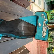 Aletas de buceo Cressi Pluma talla 39-40 - Img 55299607