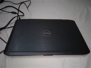 se vende laptop como nueva Dell(5gb de ram) - Img 65520032