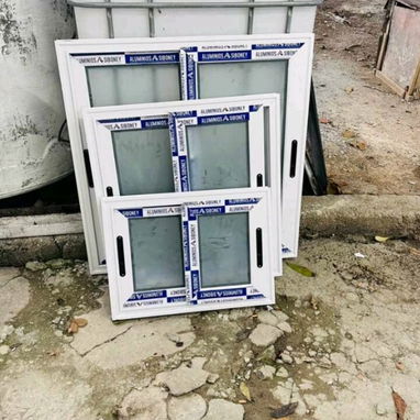 Puertas dobles y ventanas de aluminio - 2/10