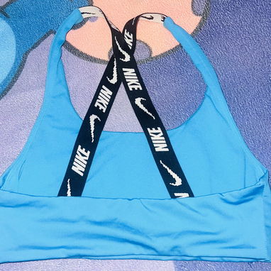 ropa deportiva de mujer nike - Img 124577375