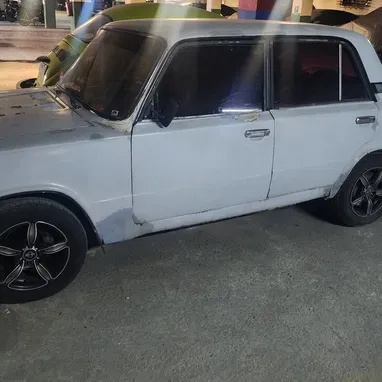 Lada 01 - Img 114209217