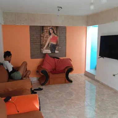 Vendo  apartamento  independiente  en el vedado - 10/10