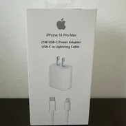 Cargador tipo  iPhone original - Img 55140646