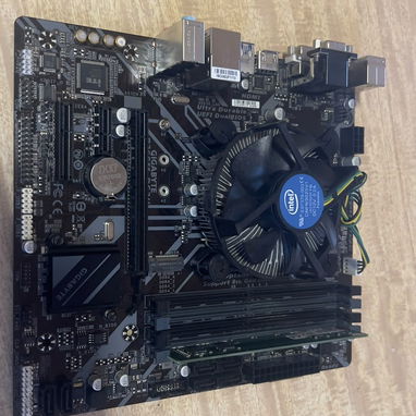 ✨OFERTA✨ B365-DS3H GIGABYTE + i3 8100 + 4GB Ram - 100 usd. - 2/3