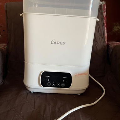 Esterilizador de biberones seca , esteriliza y descongela 3 en 1.   30 USD - 2/4