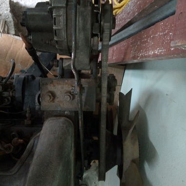 Motor de Mercedes Benz OM615, petróleo,1500 USD con caja y demás componentes de las imágenes, WhatsApp 54420396 - Img 120891346