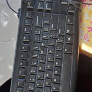Me ajusto!!! Vendo teclado logitec - Img 45609916