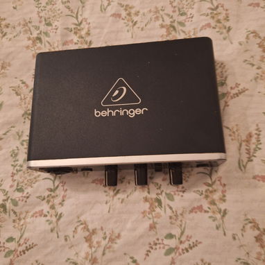 100 usd - Img 123696112