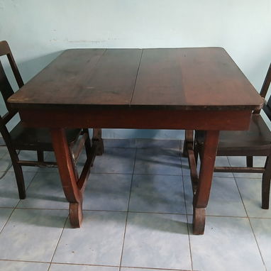 Juego de comedor antiguo. llamar o escribir al 52410222 - 3/5