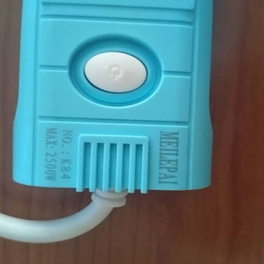 REGLETA ELÉCTRICA DE 4 TOMAS, ENTREGA DE FACTURA, VARIEDAD DE EXTENSIONES Y REGLETAS - 6/8