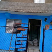 Apartamento sencillo de 2 pisos ubicado en arroyo naranjo reparto guinera, avenida del rosario y esquina Agramonte.3500. - Img 54775948