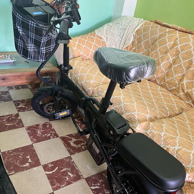 BICICLETA ELÉCTRICA PLEGABLE MODELO T5. 💵💵💵💵Precio: 500 usd Son de las grandecitas!! - Img 126440425