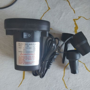 Infladores para piscinas y colchones. Recargables y eléctricos. . Nuevos en su caja. 35 USD cada uno. wa.me/54298473. - 4/4