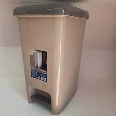 Cesto con Pedal SLIM 15LT – $16  📦 Capacidad: 15 litros. 📞56249037 - Img 126459427
