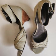 Zapatos de uso buen estado #39. - Img 55619197