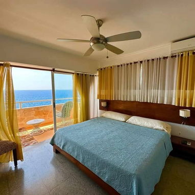 Vedado espectacular departamento vista al mar - Img 118763154