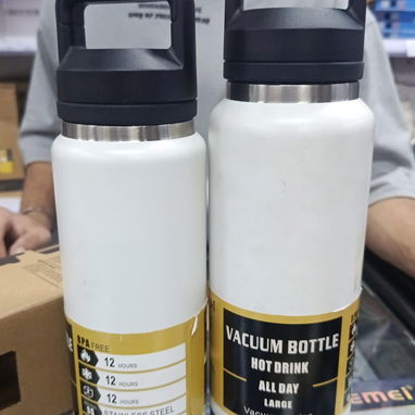 Termo térmico grande de un litro 100ML en $15 oh al cambio - 4/4