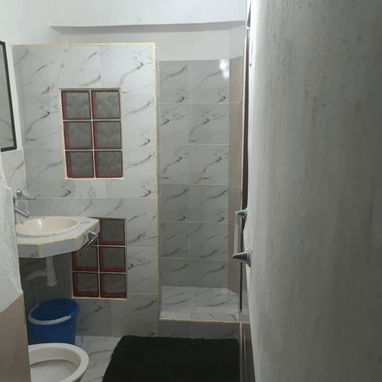 Se renta apartamento de una habitación en el Vedado por el Jalisco Park.58858577 - Img 125930417