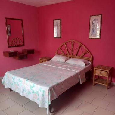 Renta con 5 habitaciones en la playa de Guanabo,  REBAJA DE PRECIO,  +53 52463651  ,1Piscina para adultos y 1 de niños - Img 82092822