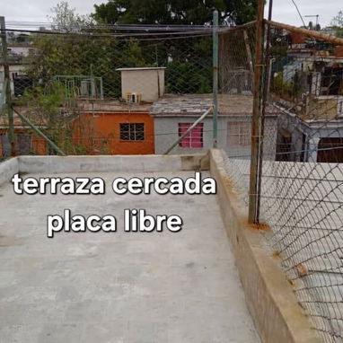 Venta de casa de 3 pisos, climatizada, placa libre y gas de la calle, en Playa.#216 - Img 127707510