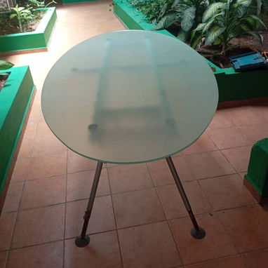 MESA DE CRISTAL Y METAL - Img 119793798