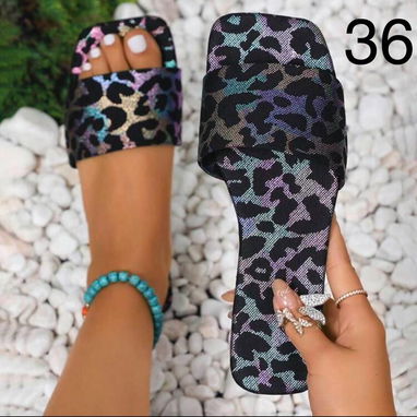 Diversidad de diseños de sandalias para mujer - Img 122100394