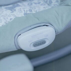 Mecedora de bebé eléctrica marca Graco. 6 velocidades, música y vibración. - 4/5
