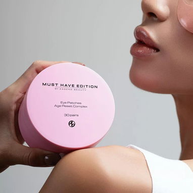 ¡Despierta con una piel radiante! ✨💖 Prueba nuestros parches revitalizantes y dale a tu rostro el mimo que merece - Img 124045796