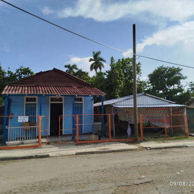 Casa en venta en guanabacoa reparto ARANGO LA HABANA   CENTRO DEL.PUEBLO - 2/5