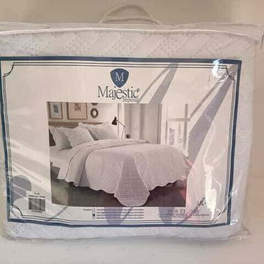 Sobrecama Majestic Imperial (Queen) lisa  38 USD  📏 Medidas: 240 x 240 cm (Queen) - 3/5