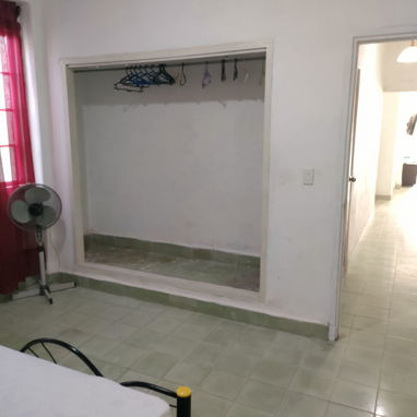 RENTA LINEAL EN PLAYA Casa en bajos de biplanta con Portal y Garage. Tiempo indefinido garantizado Se aceptan niños - Img 124465743