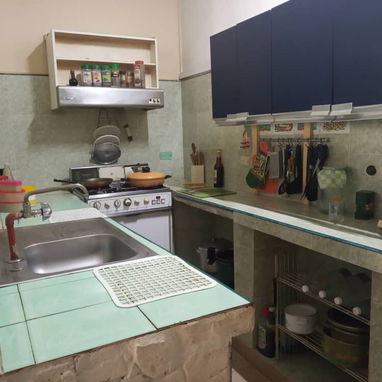 Propiedad Horizontal en bajos Vedado por Hotel Cohiba y garaje 40mil 53582376 - 5/10